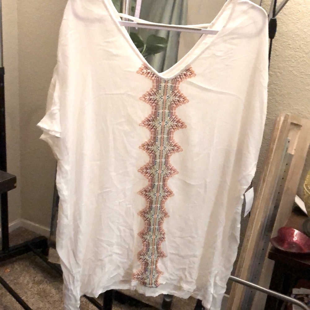 White coverup or blouse lg embroidered